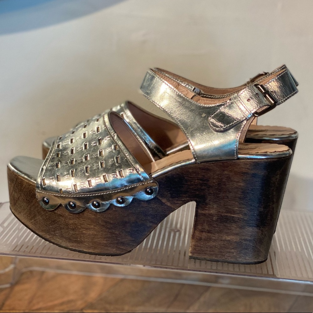 OPENING CEREMONY Metallic Silver Platform Heels